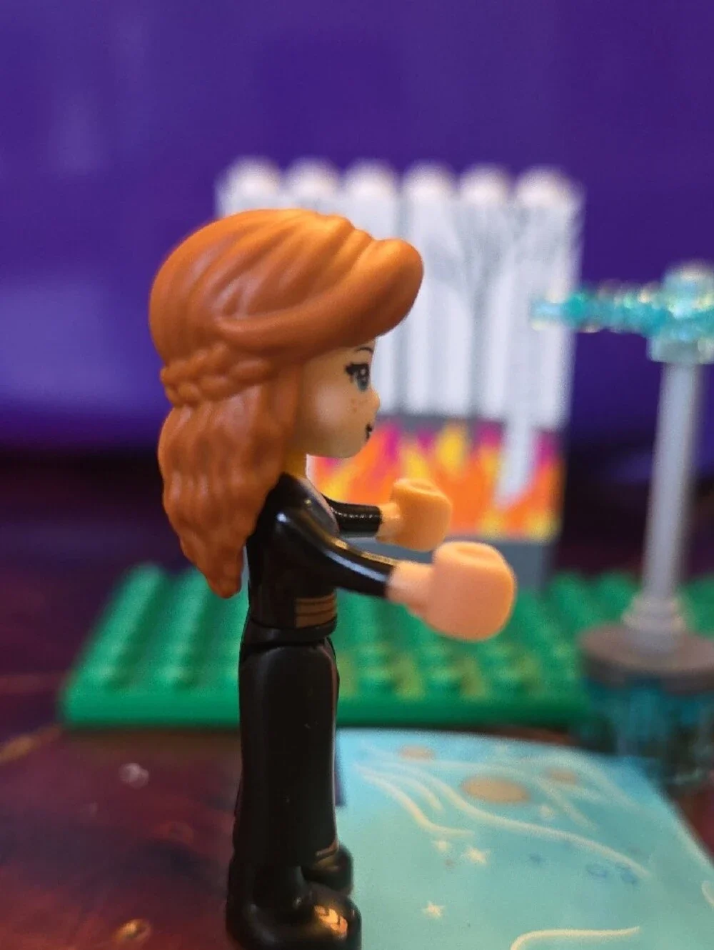 LEGO Disney Frozen Anna minifigure